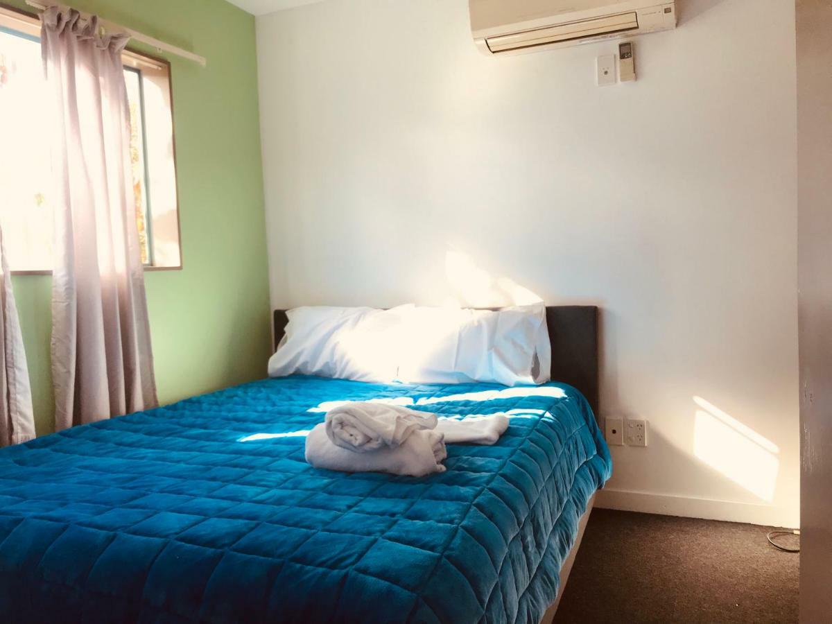 Red Rose Motel Таупо Экстерьер фото